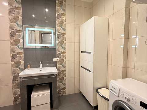 квартира по адресу Драгоманова ул., 2-А