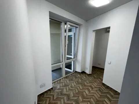 комерційна за адресою Межигірська вул., 87А