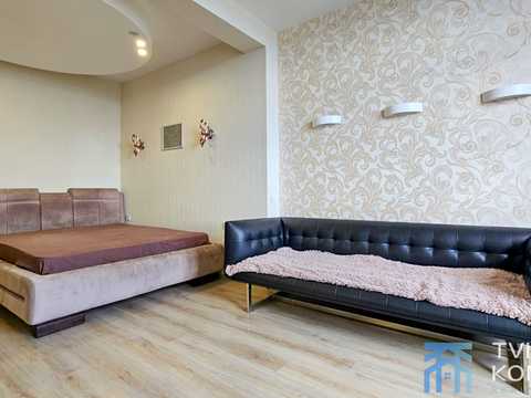 квартира по адресу Драгоманова ул., 40-Е