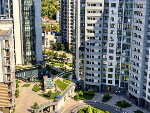 квартира за адресою Андрія Верхогляда вул. (Михайла Драгомирова), 22-Б