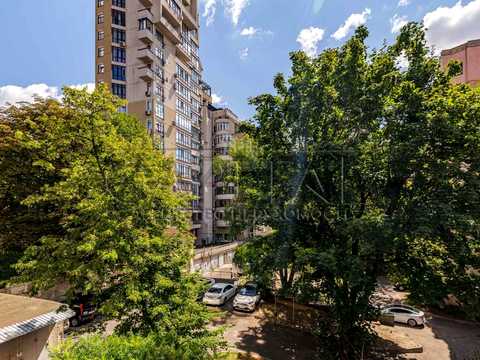квартира за адресою Київ, Олександра Кониського вул., 22-А