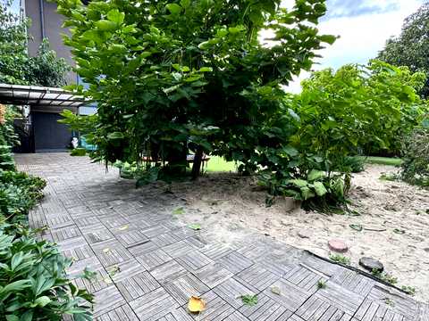комерційна за адресою Шкільна вул., 40