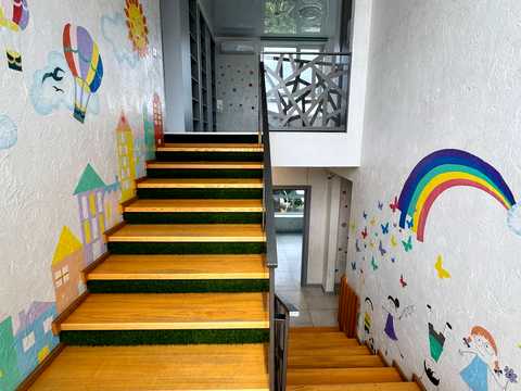 комерційна за адресою Шкільна вул., 40