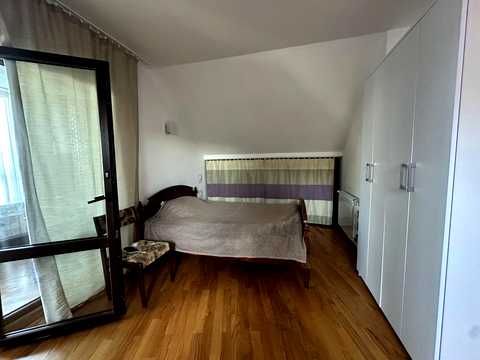 квартира по адресу Стебницкая ул., 9а