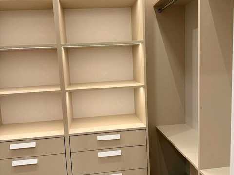 квартира за адресою Космонавтів просп., 49