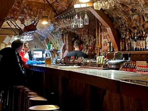 комерційна за адресою Троїцька вул., 50