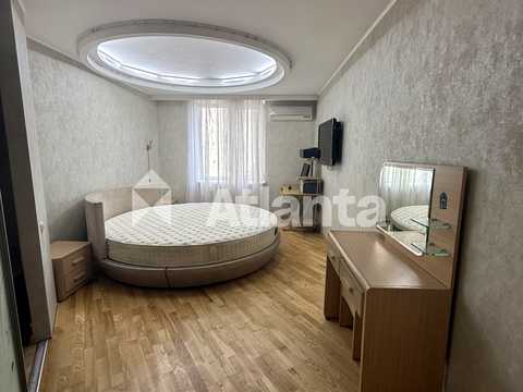 квартира за адресою Паркова вул., 26