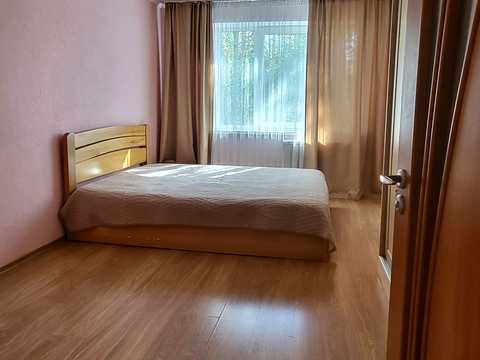 квартира за адресою Родини Глаголєвих вул. (Академіка Грекова), 3