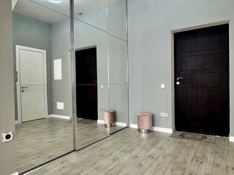 квартира за адресою Каховська вул., 60