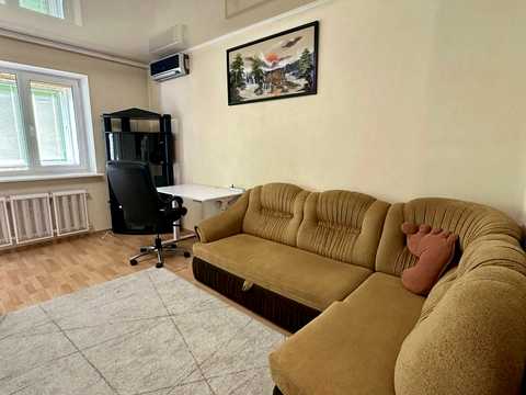 квартира за адресою Київ, Анни Ахматової вул., 13