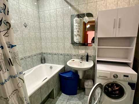 квартира за адресою Київ, Анни Ахматової вул., 13