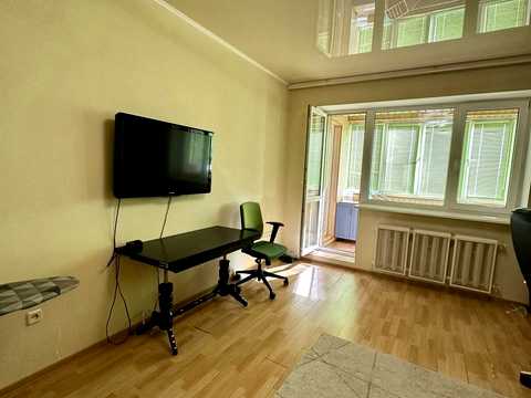 квартира за адресою Київ, Анни Ахматової вул., 13