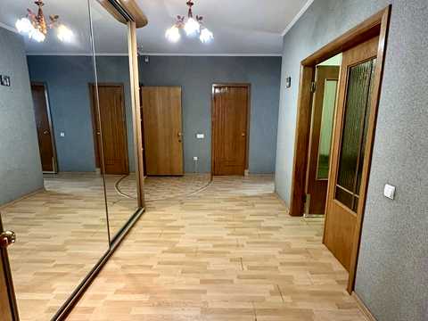 квартира за адресою Київ, Анни Ахматової вул., 13
