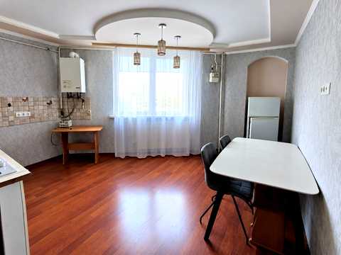 квартира за адресою Молодіжна вул., 55