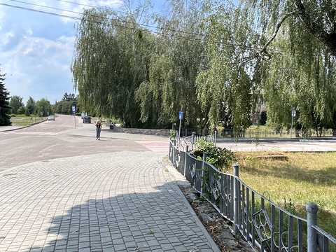 участок по адресу Садовая ул.