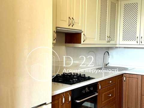 квартира за адресою Драгоманова вул., 17