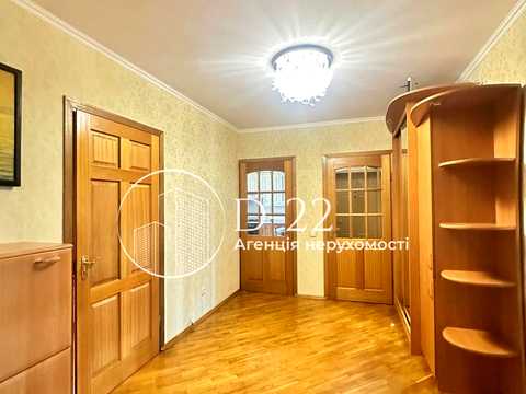 квартира за адресою Драгоманова вул., 17