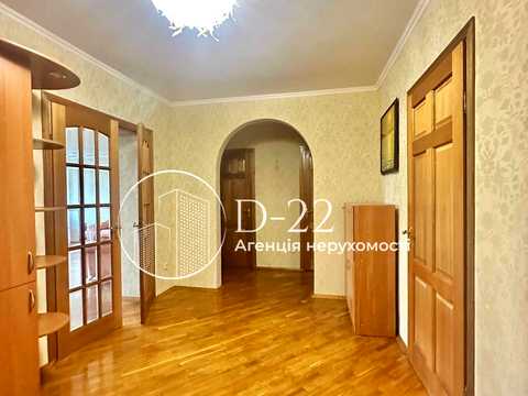 квартира за адресою Драгоманова вул., 17