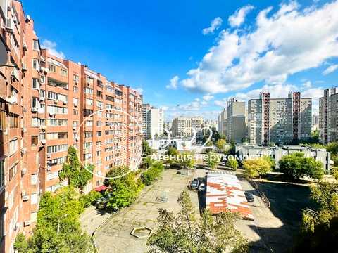 квартира за адресою Драгоманова вул., 17