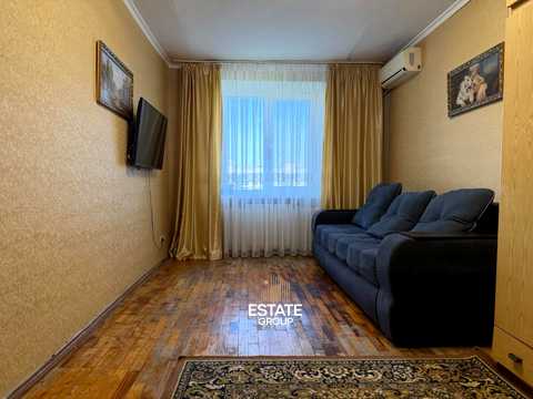 квартира за адресою Академіка Янгеля вул., 10