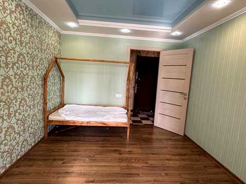 квартира за адресою Ореста Левицького вул. (Академіка Курчатова), 3