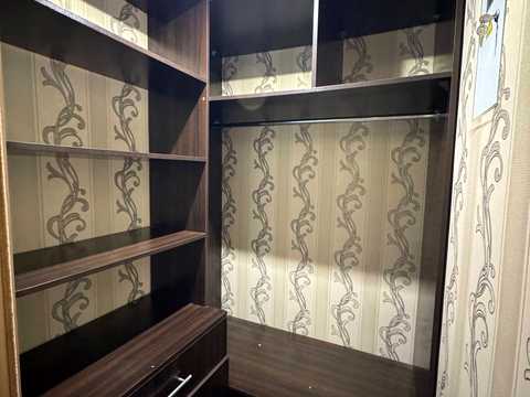 квартира за адресою Ореста Левицького вул. (Академіка Курчатова), 3