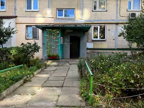 квартира за адресою Ореста Левицького вул. (Академіка Курчатова), 3