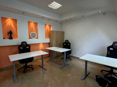 комерційна за адресою Кульпарківська вул., 142