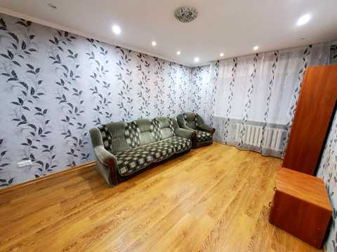 квартира за адресою Космонавтів просп., 74