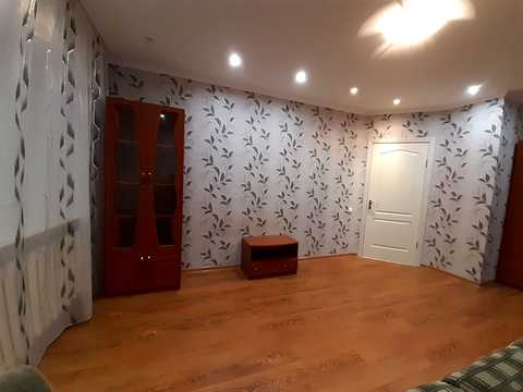 квартира за адресою Космонавтів просп., 74