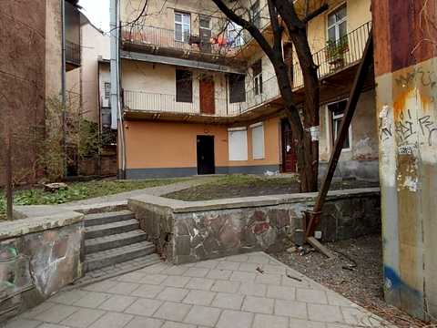комерційна за адресою Львів, Степана Бандери вул. (), 29