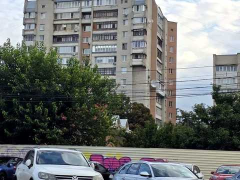 квартира за адресою Родіона Скалецького вул., 33а