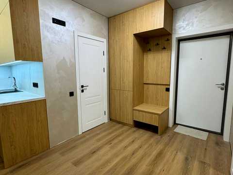 квартира за адресою Яблунева вул., (Будинок)