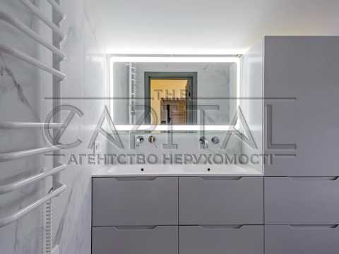 будинок за адресою с. Нові Петрівці, Полунична