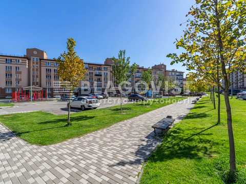 квартира за адресою Метрологічна вул., 25