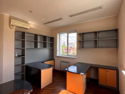 комерційна за адресою Городоцька вул., 250