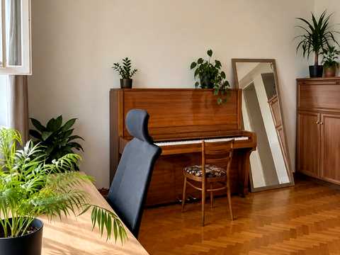 квартира за адресою Старонаводницька вул., 8