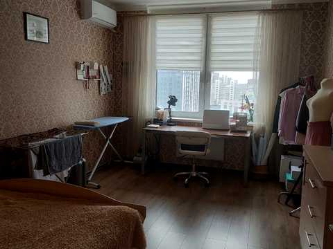 квартира за адресою Академіка Глушкова просп., 9-Д