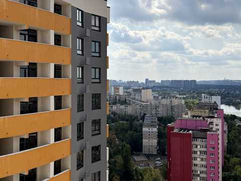квартира за адресою Миколи Кибальчича вул., 1-Г