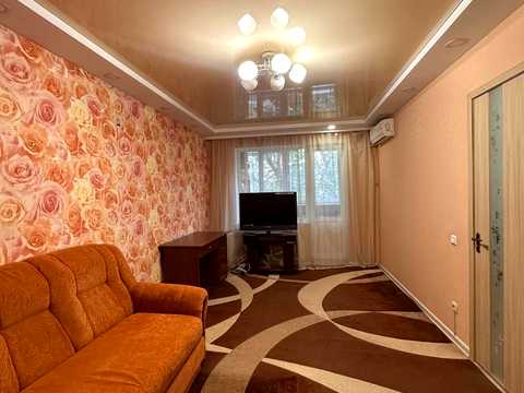 квартира за адресою житловий масив Парус вул., 1-Б