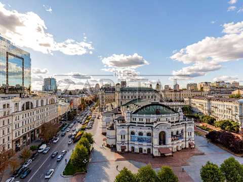 комерційна за адресою Володимирська вул., 51/53
