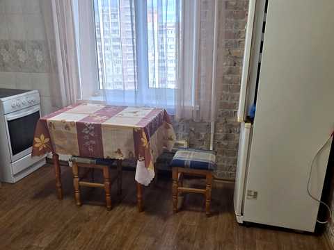 квартира по адресу Червоной Калины просп. (Владимира Маяковского), 40