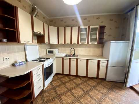 квартира за адресою Бориспільська вул., 6