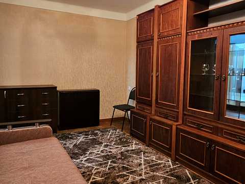 квартира за адресою Братиславська вул., 14