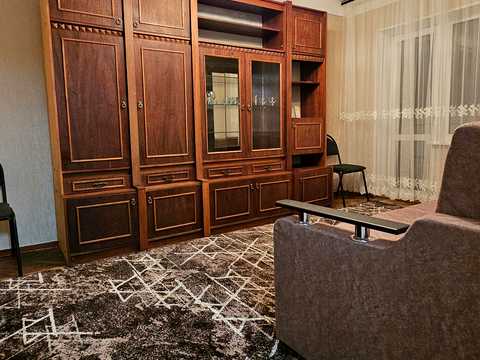 квартира за адресою Братиславська вул., 14