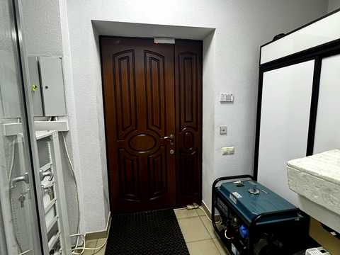 комерційна за адресою Вадима Гетьмана вул. (Індустріальна), 30-Б