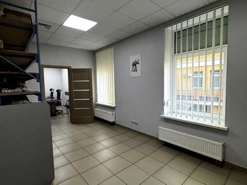 комерційна за адресою Вадима Гетьмана вул. (Індустріальна), 30-Б