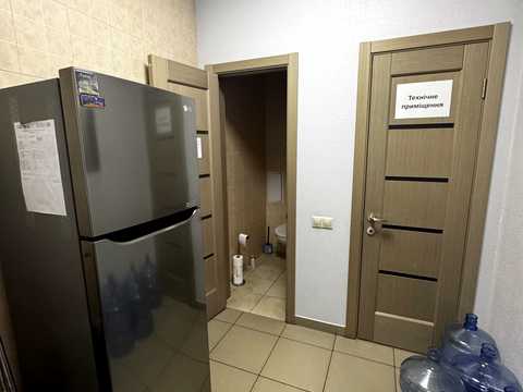 комерційна за адресою Вадима Гетьмана вул. (Індустріальна), 30-Б