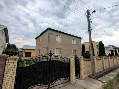 будинок за адресою Чорновола, 37