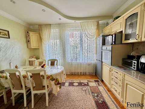 будинок за адресою с. Клузів, Весняна, 2